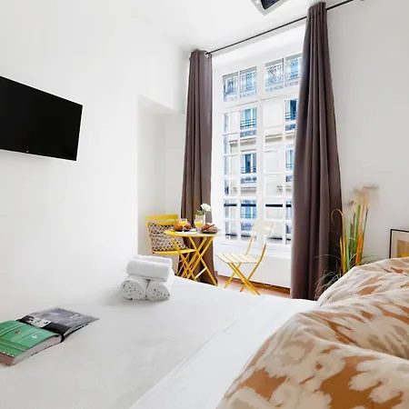 Bnbnova - Le Marais - Place Des Vosges *
